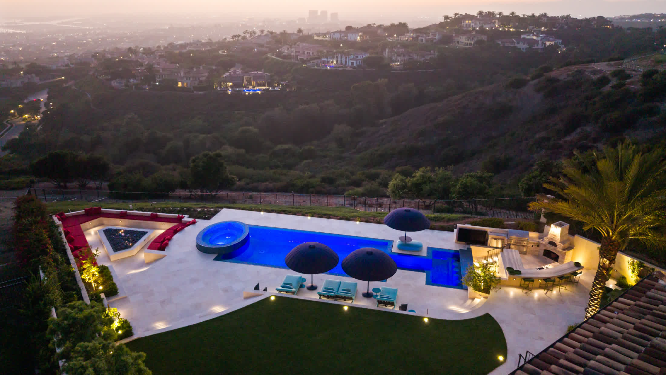 Pelican Hill Estate 4